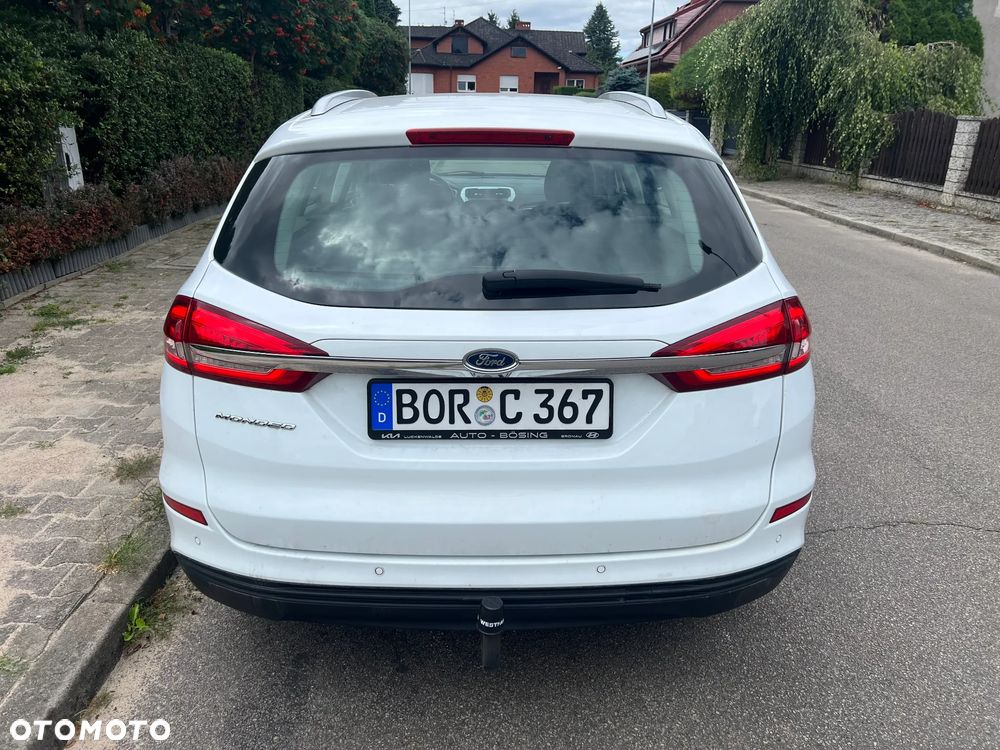 Ford Mondeo - 4