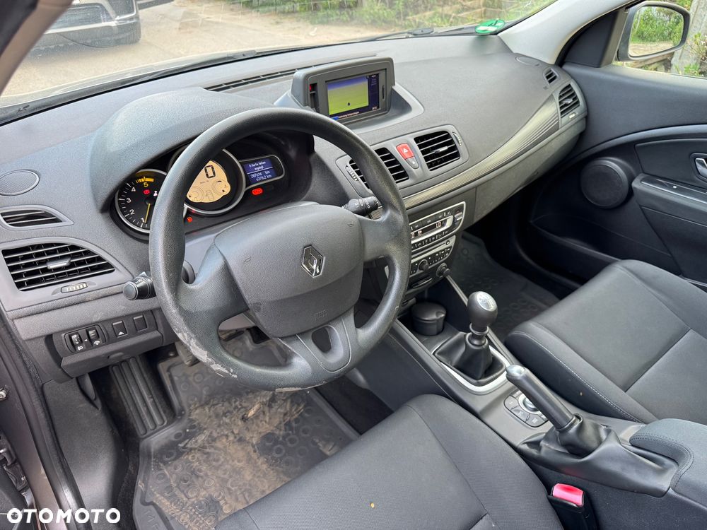 Renault Megane ENERGY dCi 110 Start & Stop Bose Edition - 17