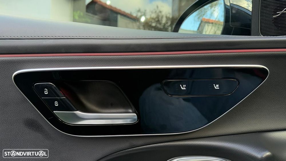 Mercedes-Benz E 300 e Avantgarde - 36