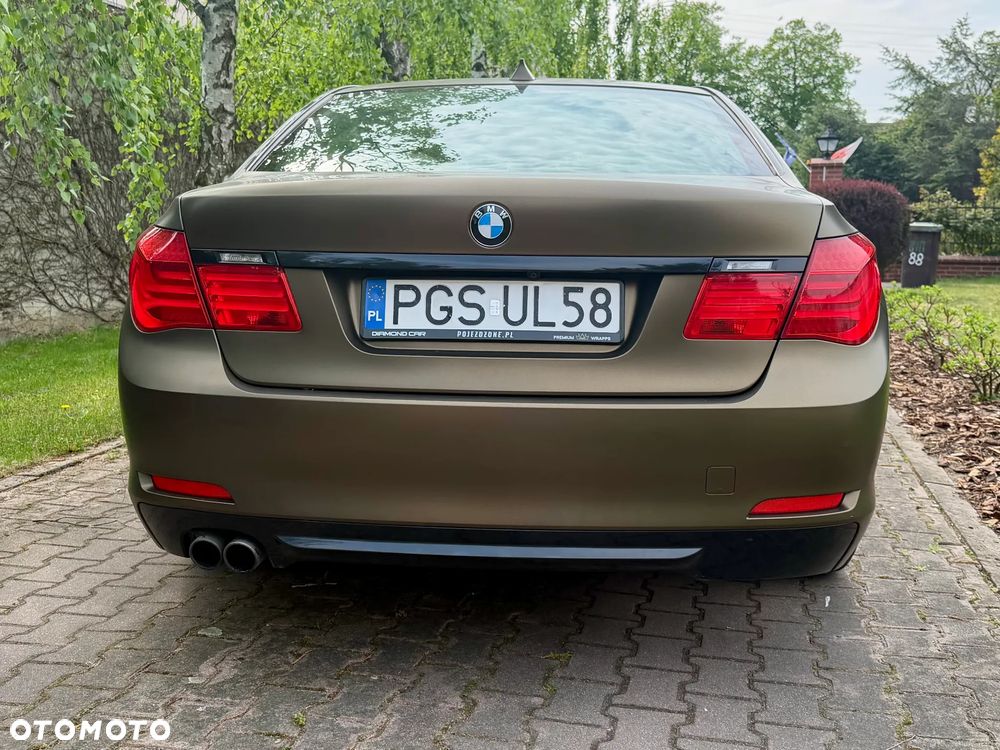 BMW Seria 7 - 10
