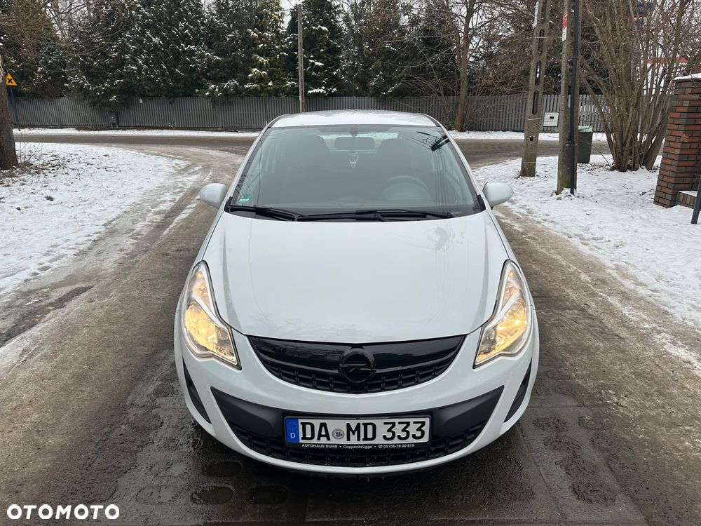 Opel Corsa 1.2 16V Essentia - 3