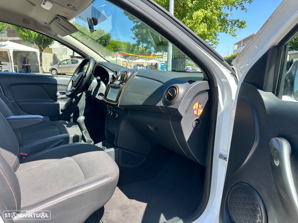 Dacia Sandero 0.9 TCe SL Stepway of Life - 29