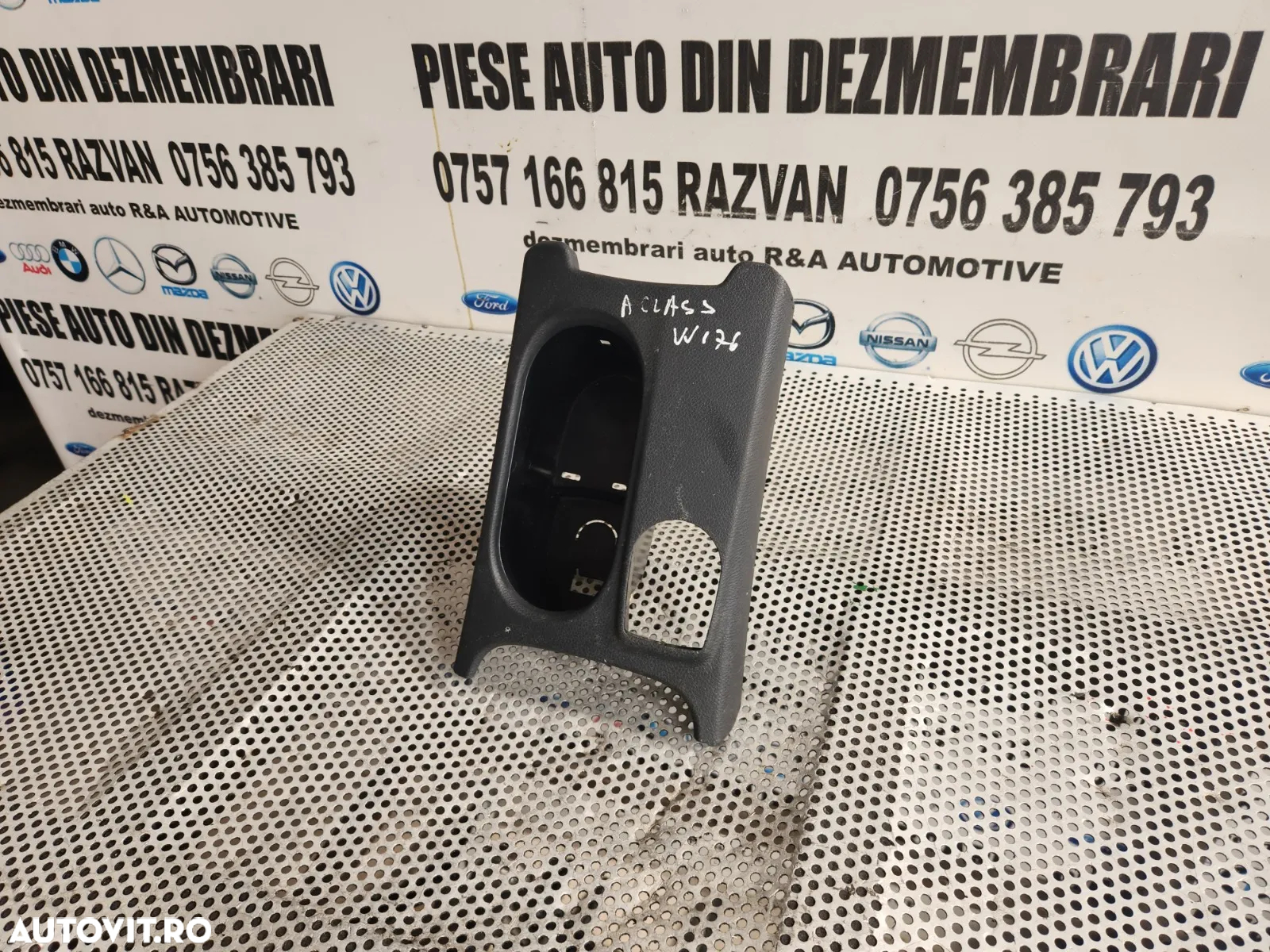 Suport Pahare Mercedes A Class W176 Dezmembrez Mercedes A Class W176 2.2 Cdi Euro 5 Cutie Automata - 3