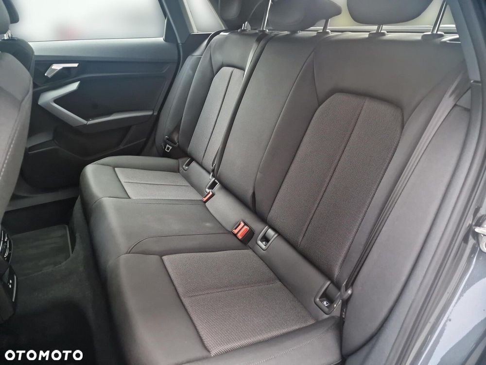 Audi A3 Sportback - 16