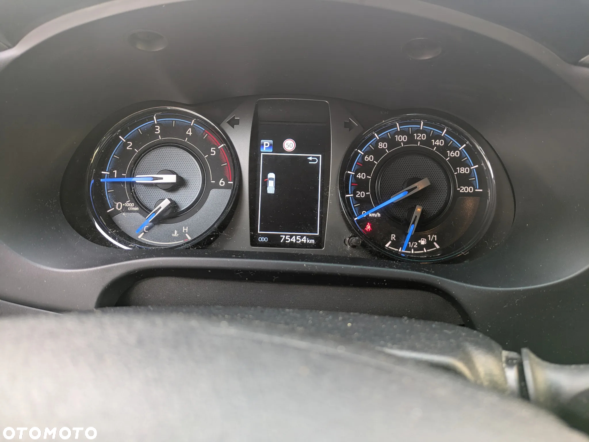 Toyota Hilux 2.8 D-4D Double Cab Invincible Sport 4x4
