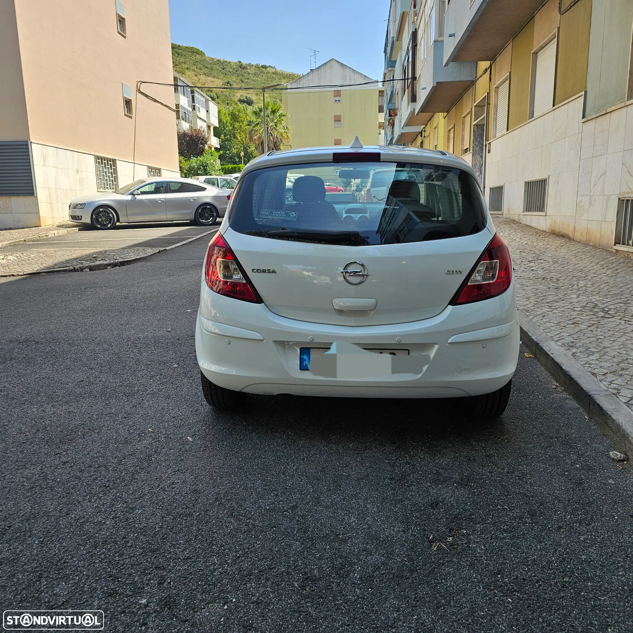 Opel Corsa 1.3 CDTi Cosmo - 24