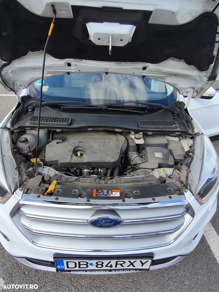 Ford Kuga 2.0 TDCi 4x4 Aut. Titanium - 9