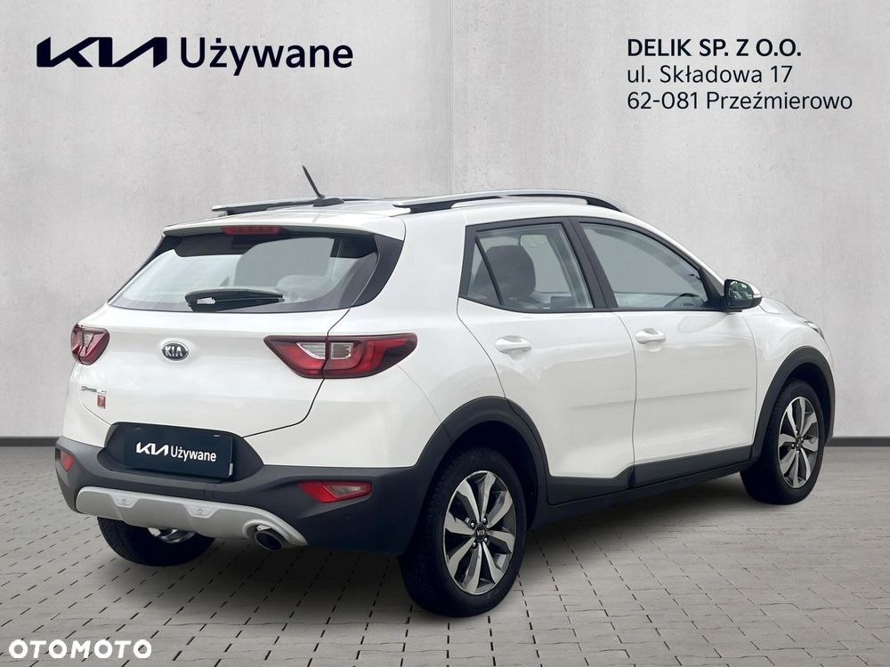 Kia Stonic 1.2 L - 6