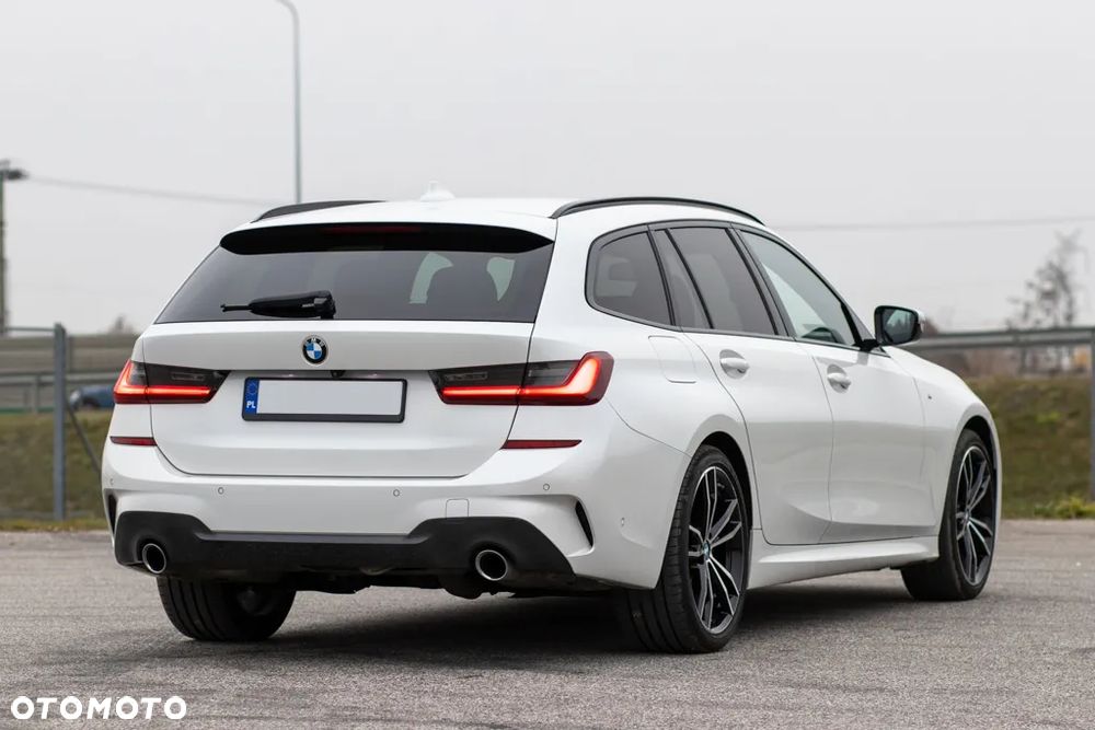 BMW Seria 3 320d xDrive M Sport Sport - 7