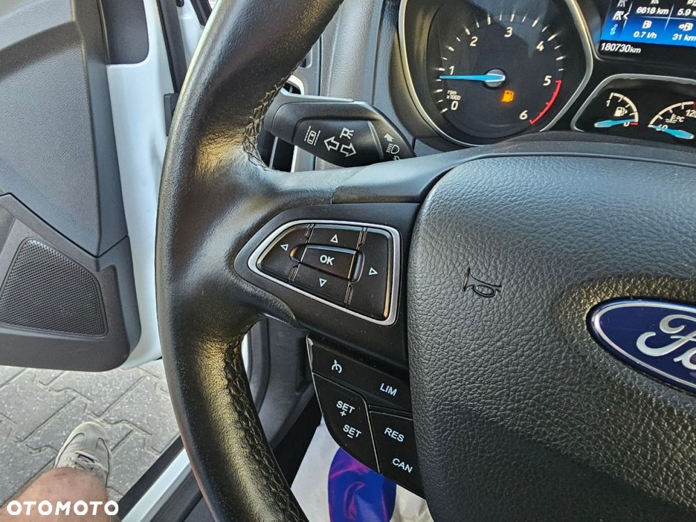 Ford Focus - 23