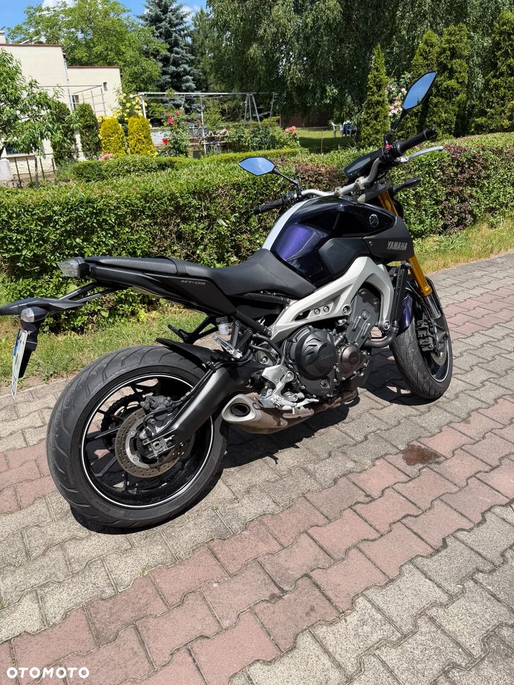 Yamaha MT - 2
