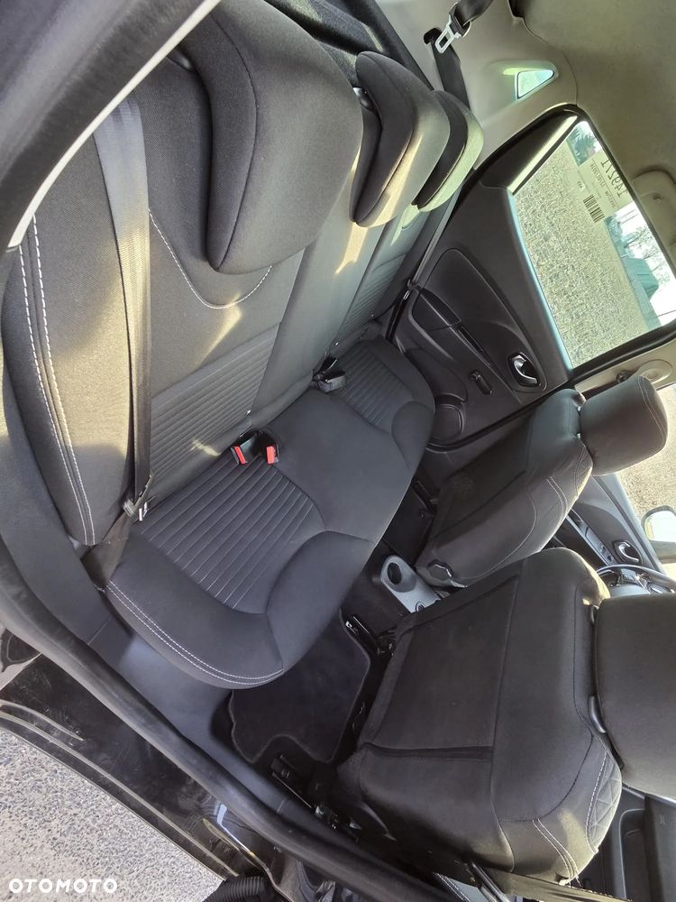 Renault Clio dCi 90 Limited - 14