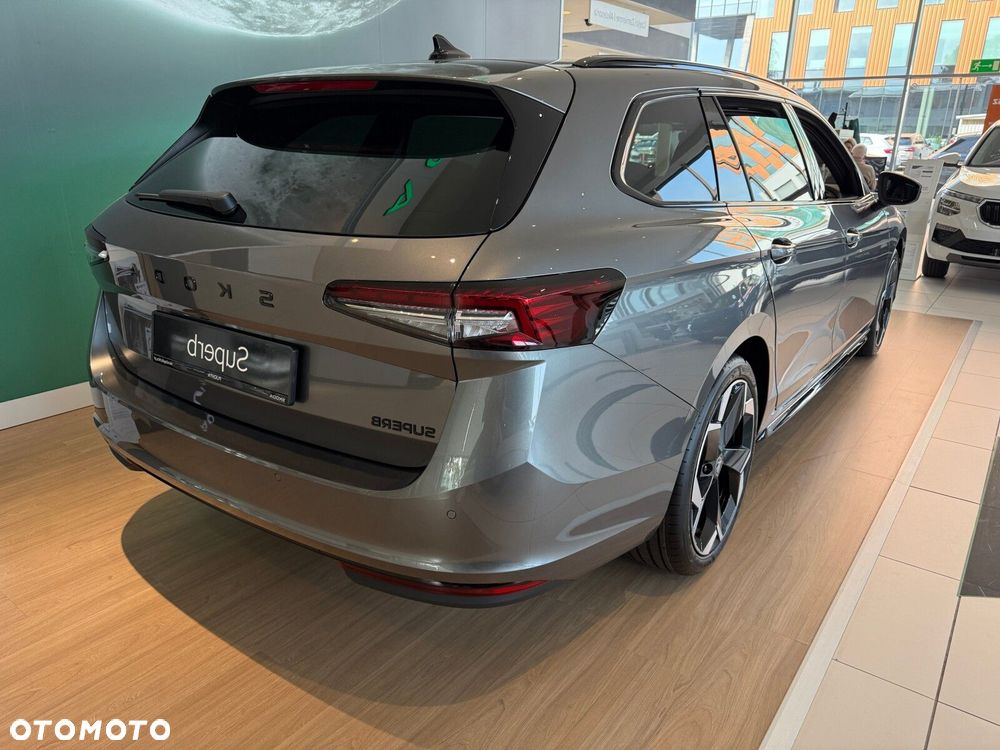 Skoda Superb 2.0 TSI Sportline DSG - 5