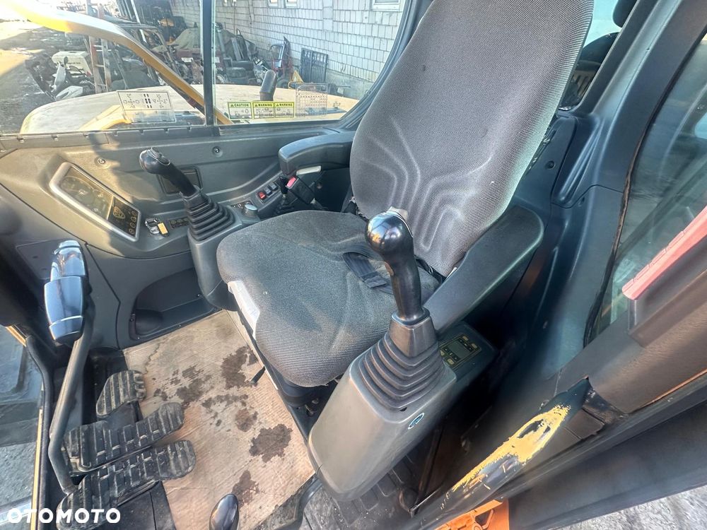 Hyundai Koparka Gąsienicowa HYUNDAI ROBEX 80 80CR-9 Waga 8.3 Tony - 9