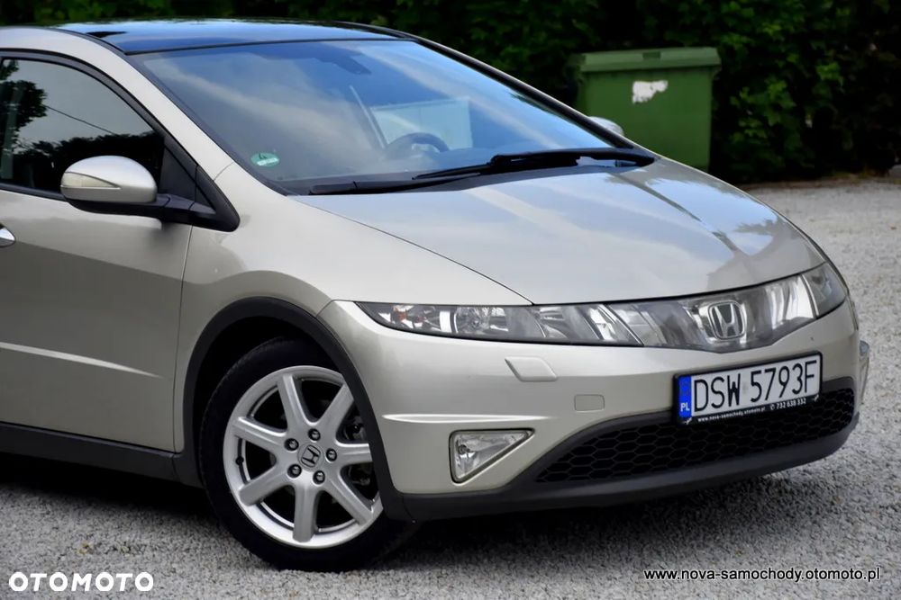 Honda Civic 1.8i-VTEC Automatik Executive - 13