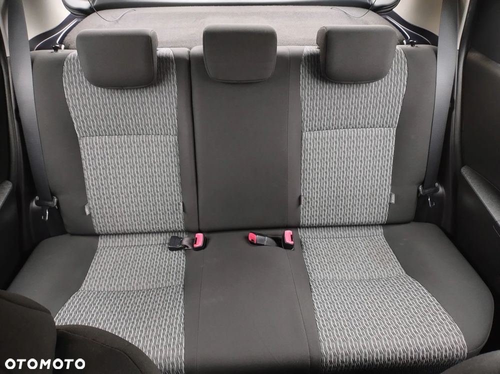 Toyota Yaris 1.33 VVT-i Comfort - 35
