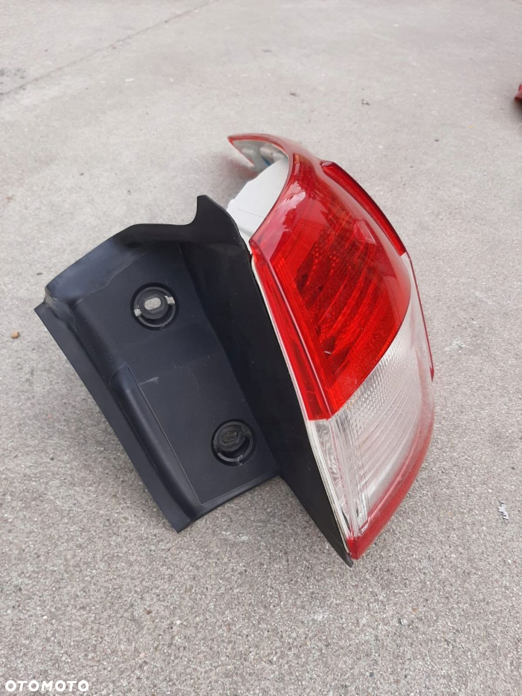 Lampa Prawy Tył Ford Kuga mk2 13-16r CV44 13404 AG - 2