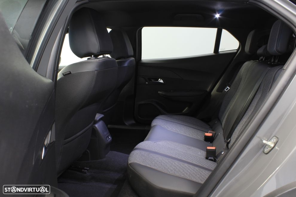 Peugeot 2008 - 25