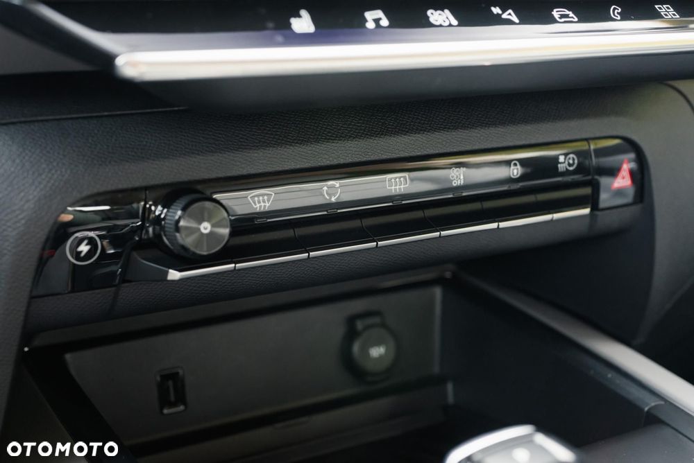 Citroën C5 Aircross 1.6 PHEV 225 Shine EAT8 - 23