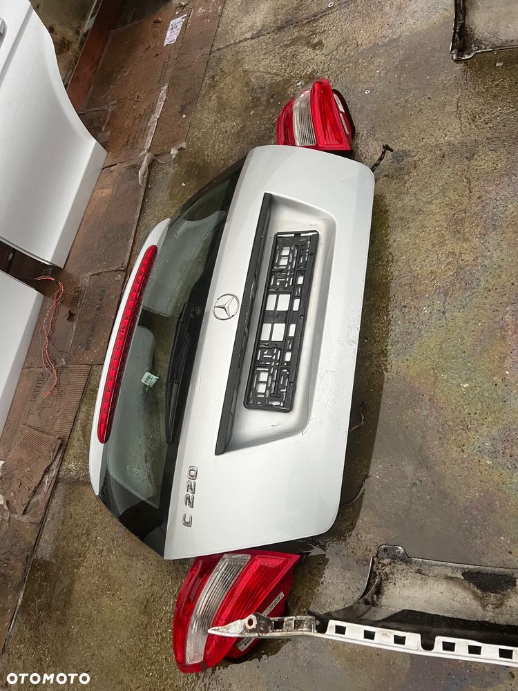 Mercedes w204 przód kompletny maska grill gril lampy lusterko c775 błotnik przedni prawy lewy przód zbiorniczek spryskiwaczy zderzak przedni pdc klapa bagażnika zderzak tył tylni lampa tył tylnią pas przedni kompletny z chłodnicami belka w204 c klasa próg zamek drzwi - 20