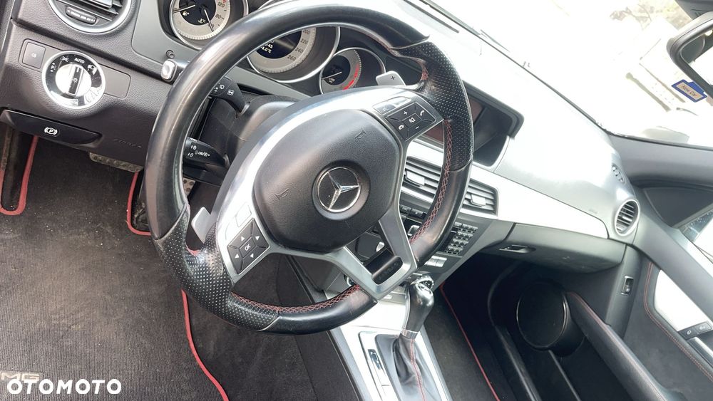 Mercedes-Benz Klasa C 350 CDI DPF (BlueEFFICIENCY) 7G-TRONIC Avantgarde - 11