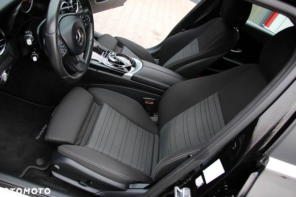 Mercedes-Benz Klasa C 200 d 9G-TRONIC Avantgarde - 25