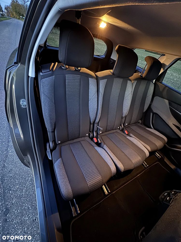 Peugeot 5008 1.2 PureTech Active S&S - 13