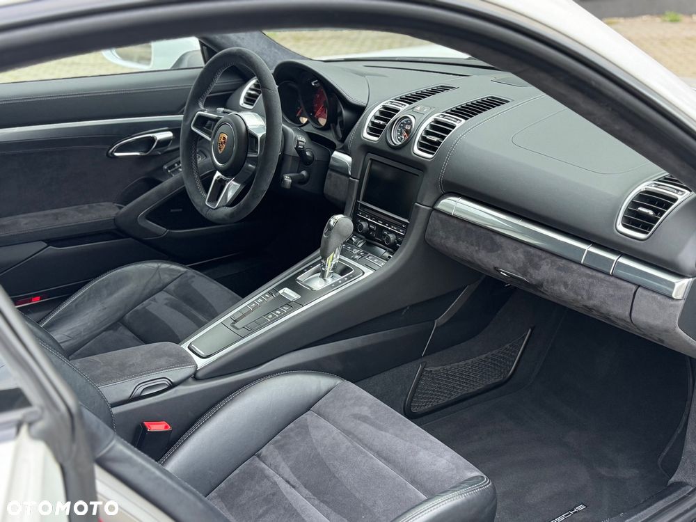 Porsche Cayman GTS PDK - 9