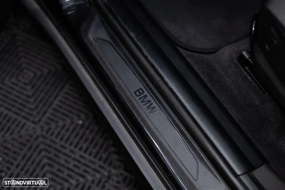 BMW X1 16 d sDrive Advantage Auto - 39