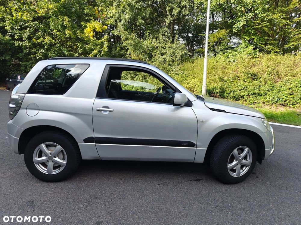 Suzuki Grand Vitara 1.6 - 4