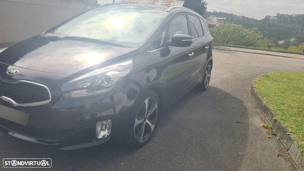 Kia Carens 1.7 CRDi ISG TX 7DCT - 2