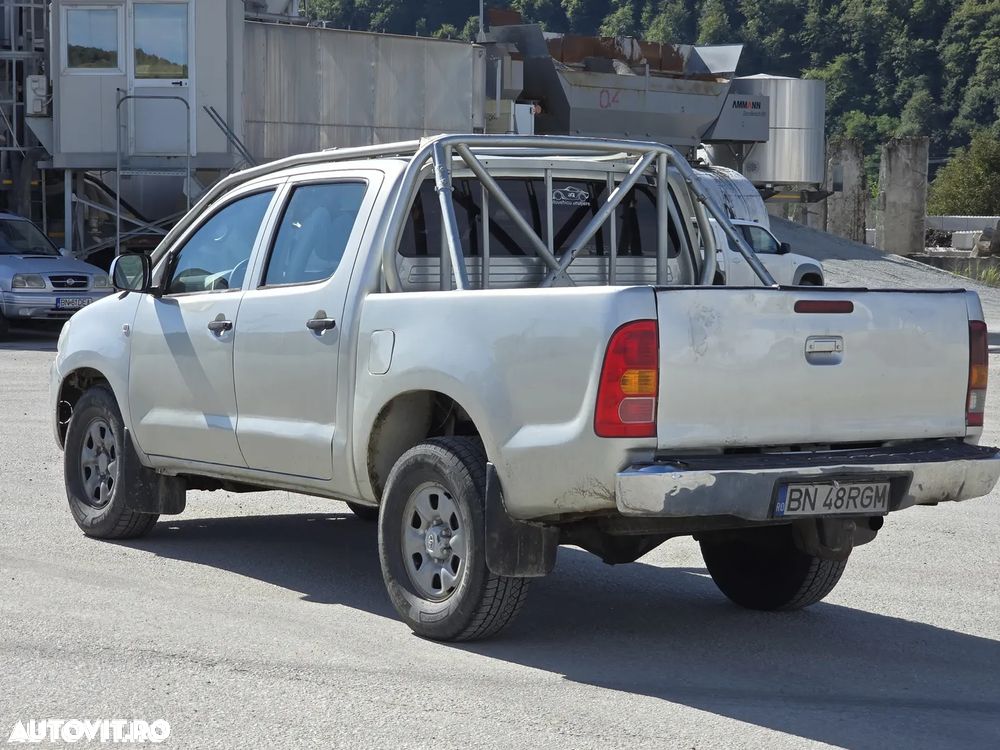 Toyota Hilux 4x4 Double Cab - 4