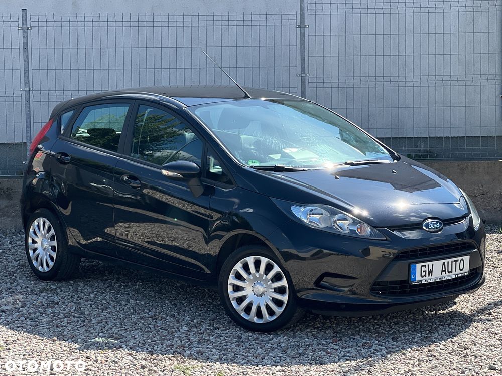 Ford Fiesta 1.25 Ambiente - 2