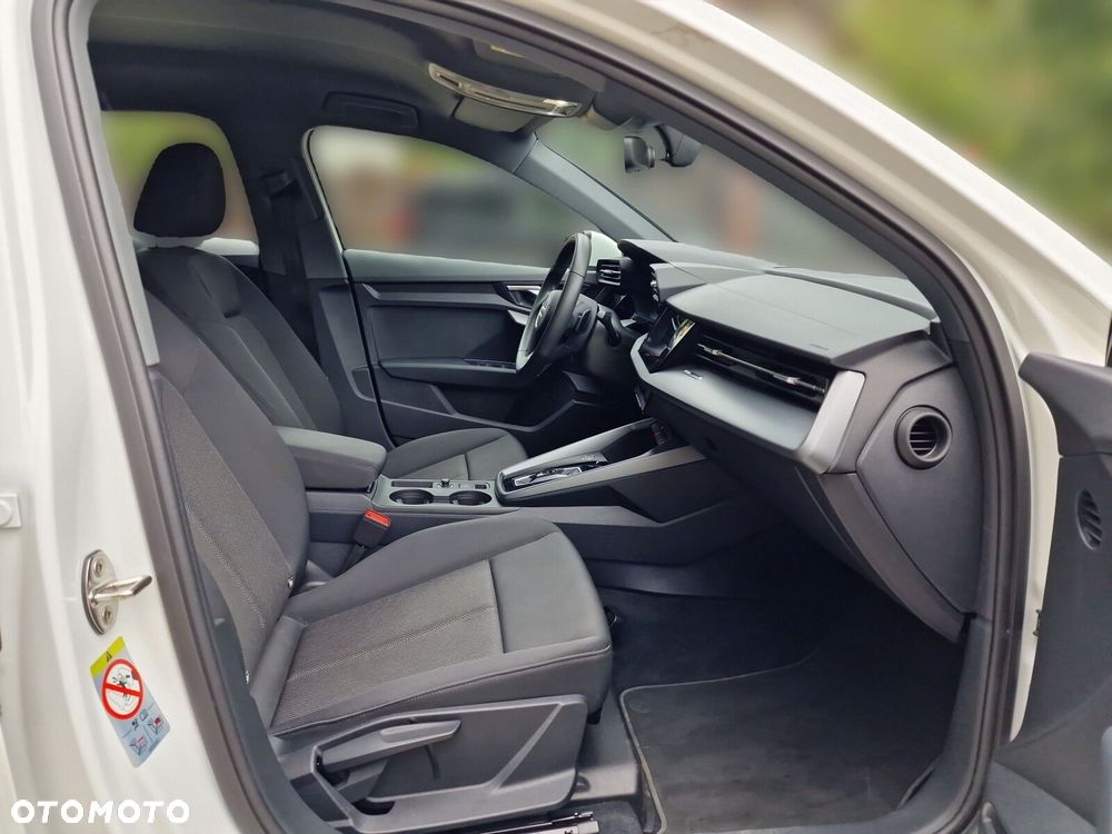 Audi A3 Sportback TFSI mHEV 85 kW S tronic - 24