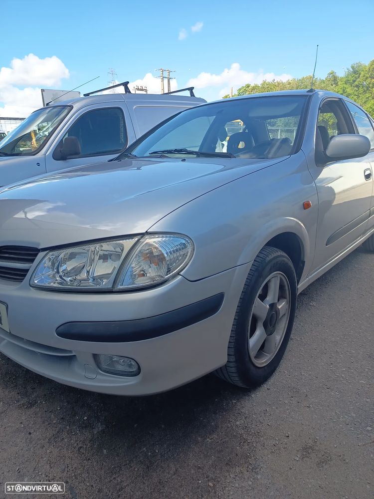 Nissan Almera 1.5 Luxury ABS+AC - 8