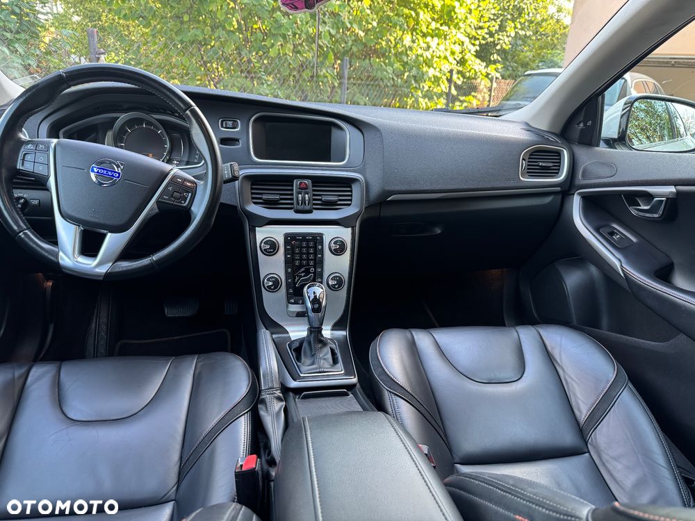 Volvo V40 D4 Geartronic Ocean Race - 19