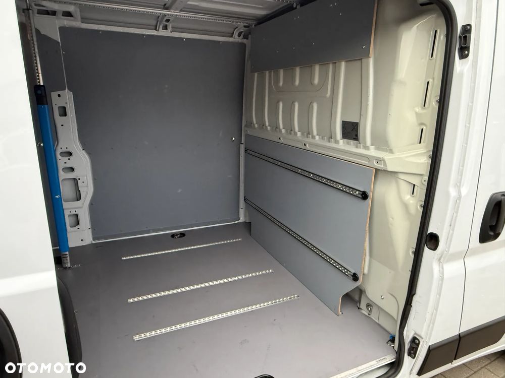 Opel Movano - 29