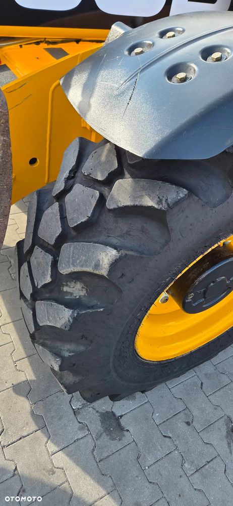 JCB <<JCB 540-140 Hi Viz, przebieg 4600 Mtg, 2017 rok!bez Dpf, opony 80% dobre,sprowadzona!>> - 16