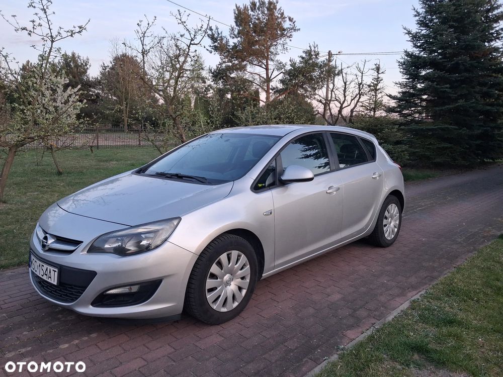 Opel Astra - 4