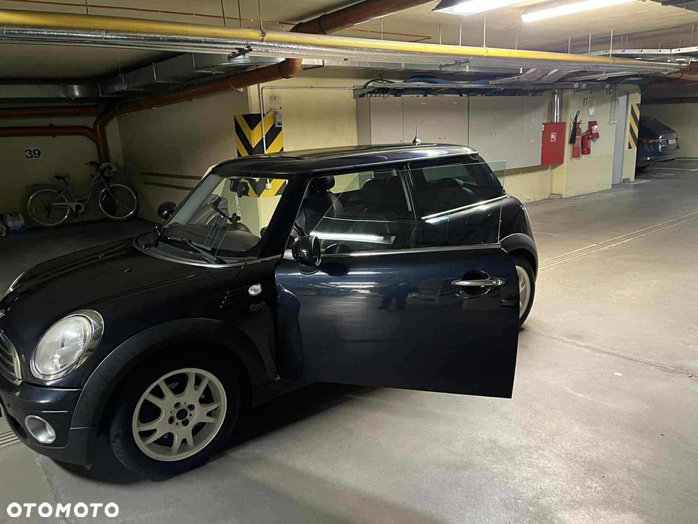 MINI Cooper Standard - 11