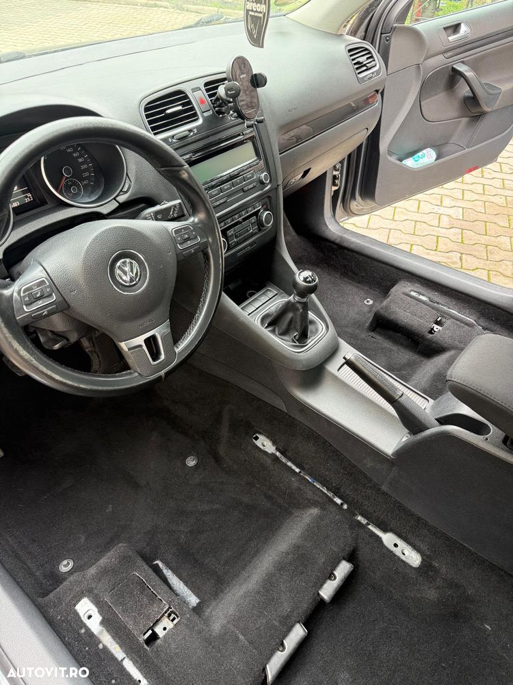 Volkswagen Golf 1.6 TDI BlueMotion Technology DPF Comfortline - 2