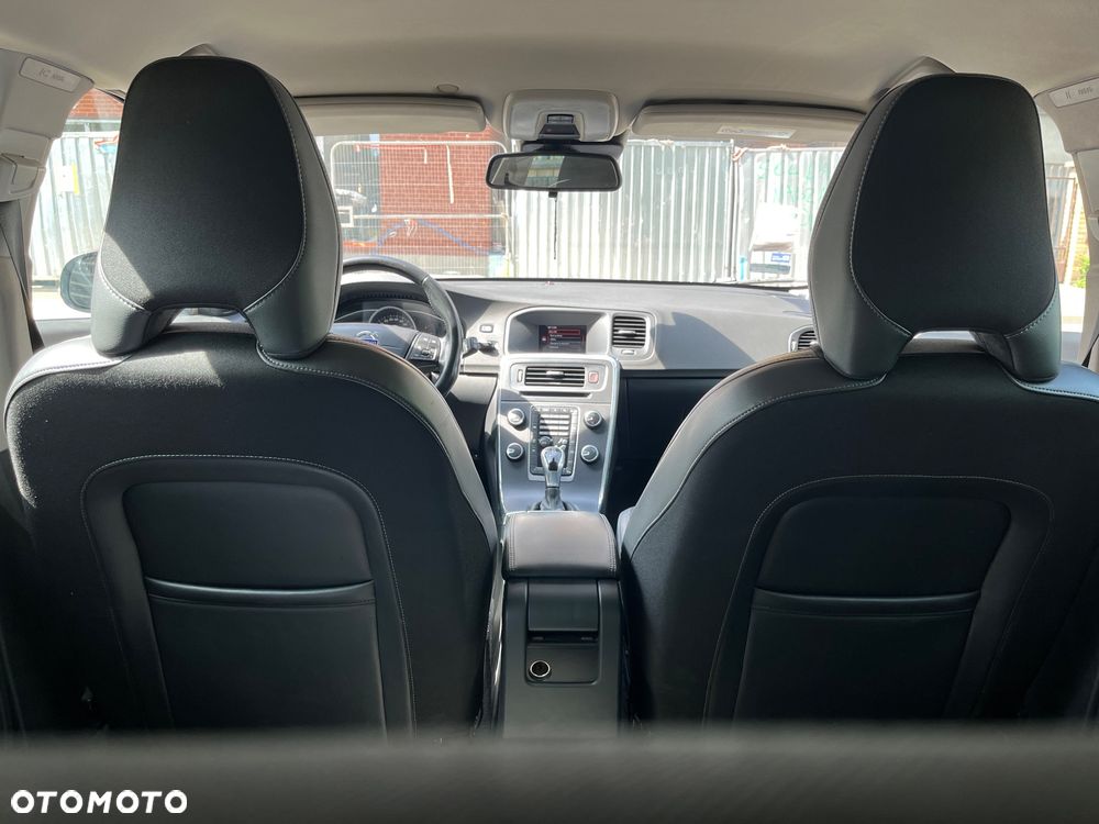 Volvo V60 D4 Drive-E Kinetic - 10