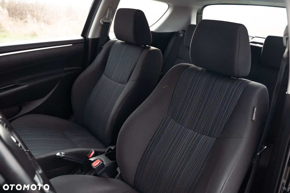 Suzuki Swift 1.2 - 12