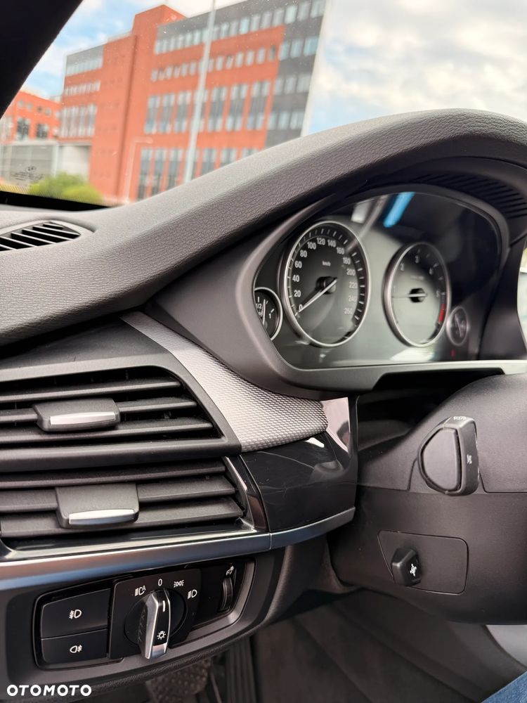 BMW X5 - 12