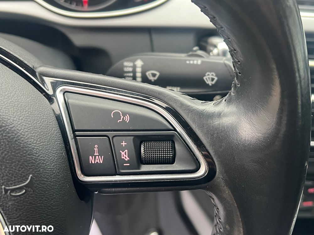 Audi A4 2.0 TDI DPF S line Sportpaket - 16