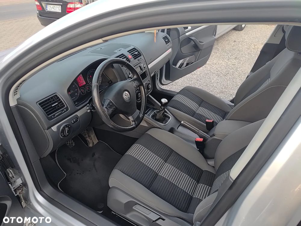 Volkswagen Golf 1.6 United - 17