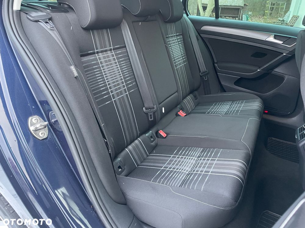 Volkswagen Golf 1.6 TDI BlueMotion Technology Trendline - 19