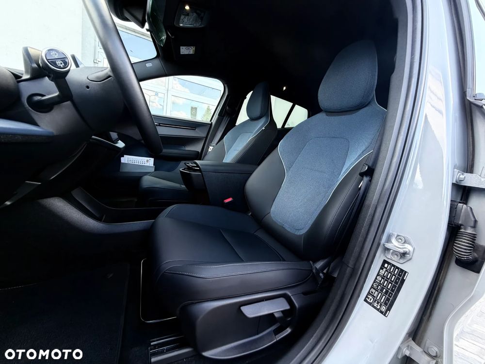 Volvo EX30 51kWh Single Motor Core - 21
