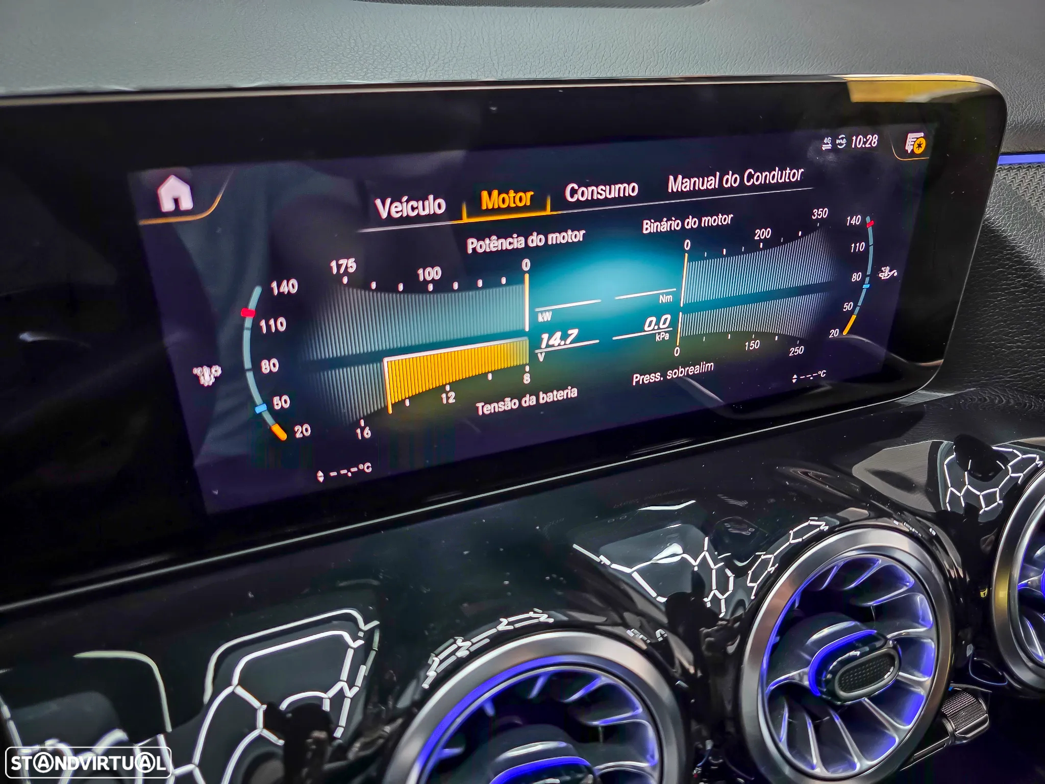 Mercedes-Benz GLA 200 d 8G-DCT AMG Line - 35