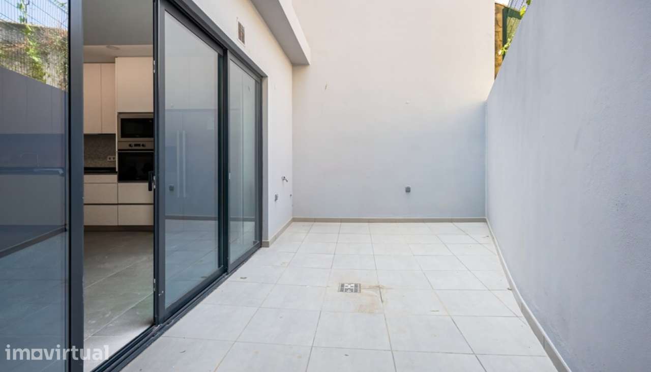Prédio novo, à venda no centro de Loulé, Algarve - Grande imagem: 4/15